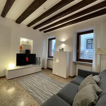 Piazza San Giacomo Luxury